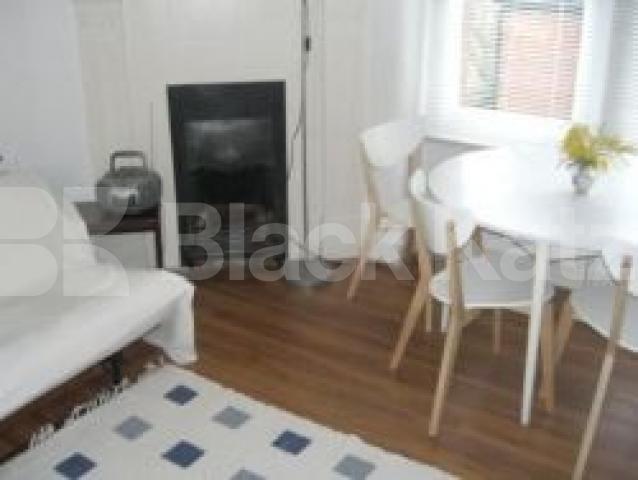 			GREAT VALUE FOR MONEY!, 3 Bedroom, 1 bath, 1 reception Flat			 Fortis Green Road, MUSWELL HILL N10